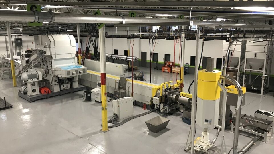 Lesen Groß, größer, Green Line Polymer Inc. groß Green Line Polymers